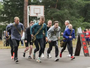 В Приволжском федеральном округе открыт прием заявок на участие в проекте для работающей молодежи «МолоТ»